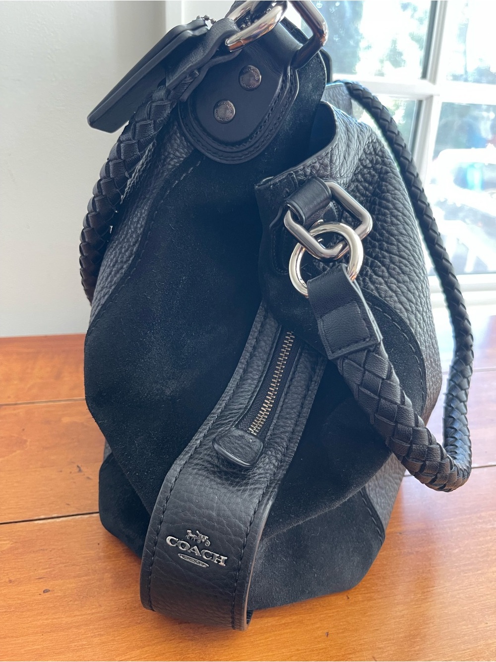 2018 COACH Edie 42 Shoulder Bag: 57647 - Picture 3 of 11
